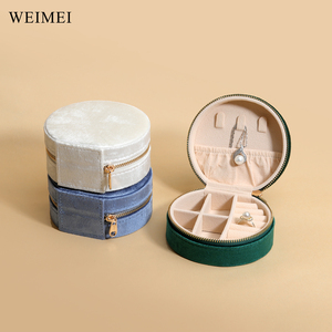 WEIMEI Custom Logo Elegant Travel Jewelry <b>Box</b> Plush Velvet <b>Mini</b> <b>Storage</b> Organizer Travel Jewelry <b>Box</b> - Product Image 3