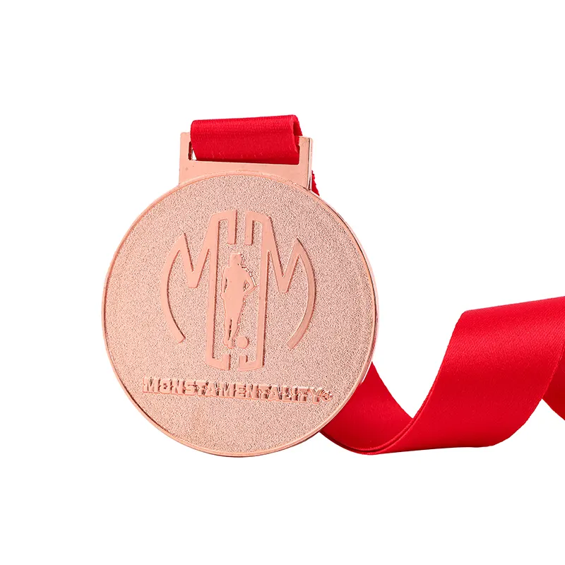 Schlussverkauf Metall Handwerk Sportmedalje Zinklegierung Fußball-Sport-Medaillen mit Band