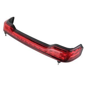 TCMT <span class=keywords><strong>King</strong></span> Tour Pack Trunk avec ensemble de feux arrière à LED compatible avec Harley Touring Electra Glide Road Glide 2014-2026 XF111539-<span class=keywords><strong>B</strong></span>+116 - Product Image 5