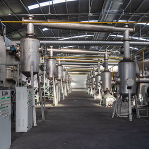 Planta de pirólisis de neumáticos de desecho Máquina de reciclaje de neumáticos de alto rendimiento Planta de pirólisis Neumático de desecho usado - Product Image 6