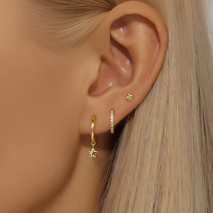 Boucles d'oreilles créoles 3 pièces/ensemble, bijoux fins à la mode en forme de fleur et de goutte d'eau - Product Image 1