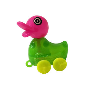 سيارات صغيرة على شكل بطة كرتونية تتحرك باليد، نماذج سيارات بلاستيكية صغيرة للأطفال، هدايا حلوى بالجملة - Product Image 3