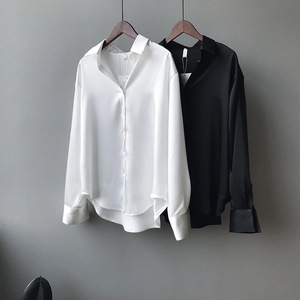 Chemise en Soie Satinée Boutonnée Mode Automne 2025, Blouse Vintage Femme Élégante Manche Longue Ample pour la Rue - Product Image 5