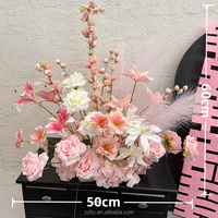 Arrangement floral artificiel de roses blanches et roses, décoration de chambre de mariage, chambre nuptiale, fleurs de mariage en soie faites à la main, fleurs de mariage de luxe