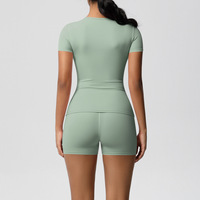 Ensemble de yoga pour femmes, haut court à manches courtes, short taille haute, vêtements de sport respirants, vêtements de fitness