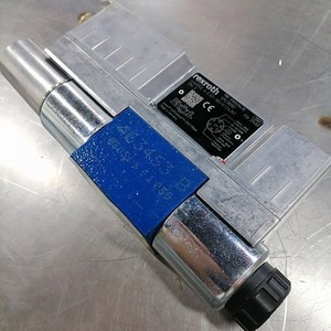 Vanne proportionnelle Rexroth 4WRPE10E1-80SJ-2X/G24K0/A1M 24V à action directe Allemagne - Product Image 2