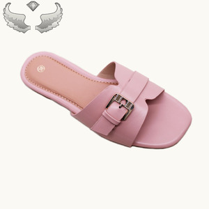 Sandales et pantoufles pour femmes de haute qualité, élégantes et confortables, pour un usage quotidien, vente en gros, plates, respirantes et légères, pour les loisirs - Product Image 3