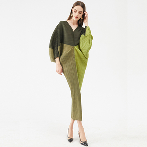 Cộng Với Kích Thước Của Phụ Nữ xếp li Khối Màu Cánh Dơi Tay Áo Lỏng Phù Hợp Với Flowy Ăn Mặc-Thoải Mái Phong Cách Ăn Mặc Giản Dị Cho Mùa Xuân Mùa Hè 2025 - Product Image 6