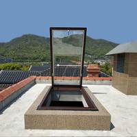 Fenêtres en aluminium à pont thermique brisé sans cadre, pare-soleil en verre de haute qualité et durables, conformes aux normes NFRC AS2047 CE TOMA, et lucarnes de toit électriques et manuelles
