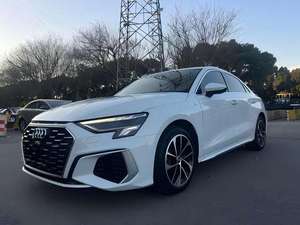 <span class=keywords><strong>Audi</strong></span> <span class=keywords><strong>A3</strong></span> 2021 <span class=keywords><strong>Sportback</strong></span> 35TFSI <span class=keywords><strong>Advanced</strong></span> Elegance Turbo, Volante a la Izquierda, Interior Oscuro, Asientos de Tela R17 - Product Image 1