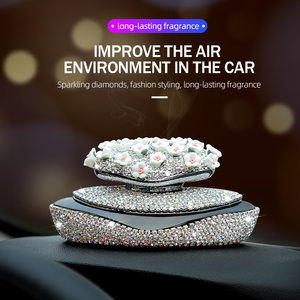 Ambientador de coche Diamond Luxury Scent Color personalizado Diseño de flores Perfume de aceite Fragancia de aire automática para dama - Product Image 6