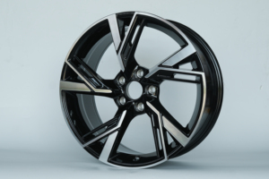 En stock Roues en fonte de 17 18 19 pouces avec face de machine noire 5x114.3 Pneus de voiture de tourisme Conception à cinq rayons pour AUDI A4 A6 A8 - Product Image 2