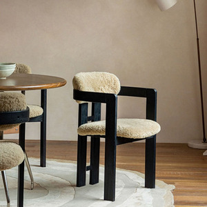Silla de Comedor de Madera de Fresno Retro para Restaurante <span class=keywords><strong>Barcelona</strong></span>, Silla Simple con Cojín de Terciopelo y Tela Teddy para Hogar y Hotel - Product Image 1