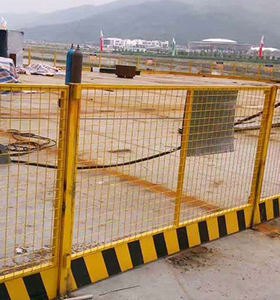 Catégorie de produit Clôture d'isolation en treillis Système de protection des bords des portes en treillis - Product Image 4