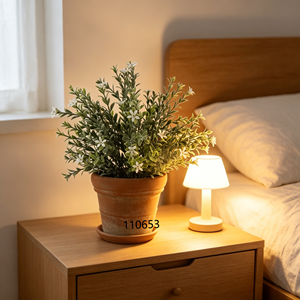 <span class=keywords><strong>Planta</strong></span> Artificial <span class=keywords><strong>de</strong></span> Hierba en Maceta Pequeña con Flor <span class=keywords><strong>de</strong></span> Lila Blanca Artificial Realista, con Maceta <span class=keywords><strong>de</strong></span> Papel Maché para Decoración <span class=keywords><strong>de</strong></span> Interiores <span class=keywords><strong>de</strong></span> Cocina <span class=keywords><strong>y</strong></span> Escritorio - Product Image 2