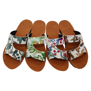 Sandalias Elegantes de Verano para Mujer, con Suela de Corcho, Hebilla, Lentejuelas, Pedrería y Estampado, Estilo Casual para la Playa - Product Image 4