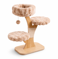 Nouveau modèle d'arbre à chat en bois de luxe avec lit isolant intégré et griffoir, doté de balles interactives suspendues