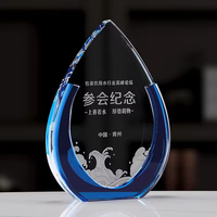 Trophée Personnalisé Vente en Gros Design Unique Trophée de Verre d'Impression UV Or Trophée de Cristal en Forme de Goutte d'Eau