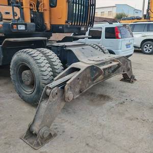 Excavatrice sur pneus hydraulique HYUNDAI 210W-9 d'occasion de 21 tonnes, de haute qualité, en bon état, à vendre. - Product Image 6