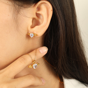 Heart Shaped Zircon Angel Wing Pendant Necklace And Earrings Set 18k Gold Plated <b>Titanium</b> Steel Women's Everyday Wear Jewelry - Product Image 4