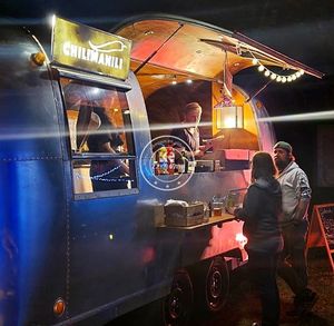 2025 Enclosed Trailer Carrito Venta De Comida Food Truck Hot Dog Pizaa Shop Food <b>Cart</b> Catering Trailer - Product Image 5