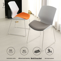 Chaise de bureau simple et confortable EaseNeat, empilable, avec dossier et coussin, pour bureau, salon et usage quotidien à la maison