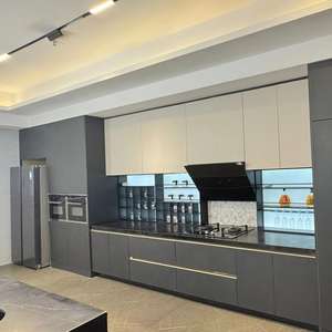 Armarios de cocina Madera maciza Diseños de lujo Armario de cocina de madera Armarios de cocina de madera Marrón claro - Product Image 1