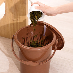 Tea Dregs <b>Bucket</b> Plastic <b>With</b> <b>Lid</b> 1-3L For Tea Table Use - Product Image 2