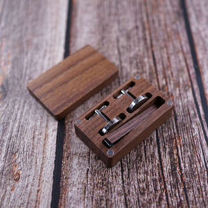 Logo personalizzato inciso di lusso noce contenitore regalo da viaggio imballaggio in legno cravatta Clip <span class=keywords><strong>porta</strong></span> <span class=keywords><strong>gemelli</strong></span> - Product Image 4