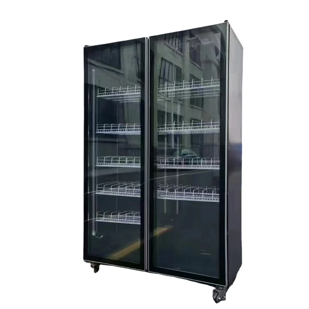 ตู้เย็นแสดงไวน์เบียร์ไฟ LED หลากสีอุณหภูมิเดียวพร้อมพัดลมประตูกระจกสองชั้นสำหรับบาร์ตู้เย็น