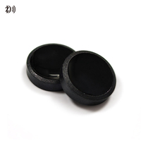 Étiquette NFC Mini PPS lavable 13,56 MHz NTAG213 de 13 mm avec logo personnalisé et trous pour uniforme de blanchisserie intelligent