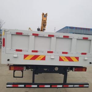 Camión <span class=keywords><strong>de</strong></span> Carga Dongfeng 8x4 con Grúa <span class=keywords><strong>de</strong></span> Brazo Recto Montada, Capacidad <span class=keywords><strong>de</strong></span> Elevación <span class=keywords><strong>de</strong></span> 12-16 <span class=keywords><strong>Toneladas</strong></span>, Pluma Telescópica, Motor Cummins, Altura <span class=keywords><strong>de</strong></span> Elevación <span class=keywords><strong>de</strong></span> 20m - Product Image 6