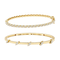Bracelet Gemnel avec accents de diamants, zircons cubiques, bracelet minimaliste en or massif pour un luxe au quotidien