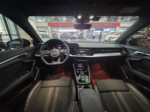 <span class=keywords><strong>Audi</strong></span> A3 restylée 2024, <span class=keywords><strong>A3L</strong></span> Limousine 35 TFSI, modèle sport élégant, Euro VI, 100-150 ch, 16 900 km, apparence verte, voiture d'occasion - Product Image 4