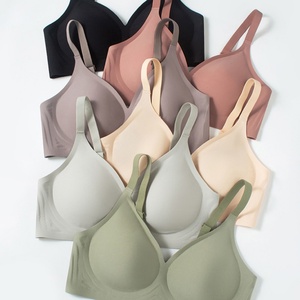 <span class=keywords><strong>Sujetador</strong></span> Push-Up <span class=keywords><strong>Invisible</strong></span> Transpirable Sin Costuras para Mujer, <span class=keywords><strong>Talla</strong></span> <span class=keywords><strong>Grande</strong></span>, con Tiras de Gel, Minimizador, Cómodo - Product Image 1