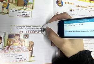 Écran tactile 3.51 pouces WIFI deux voies traduction <span class=keywords><strong>de</strong></span> numérisation multilingue en temps réel espagnol voix intelligente dispositif <span class=keywords><strong>de</strong></span> traduction instantanée - Product Image 3