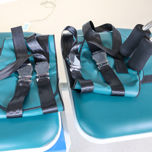 Meja <span class=keywords><strong>Chiropractic</strong></span> Stasioner dengan Penyesuaian Elektrik Portabel, Perangkat Traksi, Tempat Tidur Traksi - Product Image 6