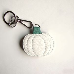 Cute Pumpkin Keychain <b>Bag</b> Charm Creative Car Holder Pu Leather Pumpkin-Shaped Pendant With <b>Key</b> <b>Ring</b> - Product Image 4