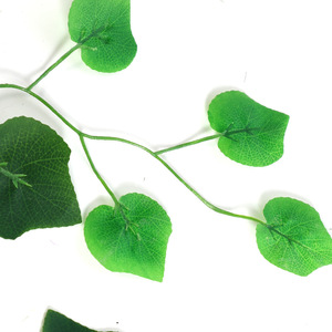 Planta Artificial Colgante, Hojas Verdes de Plástico, Decoración Interior, Hoja de Arce Individual para Colgar en la Pared, Alta Simulación - Product Image 2