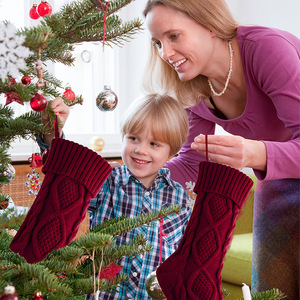 Chaussette de Noël brodée rouge en gros, personnalisée avec logo, grande taille, bon marché, pour cadeaux de Noël 2025 - Product Image 3