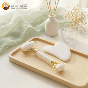 Set di Rullo di Giada e Gua Sha per Donne con Logo Personalizzato Jiwan Lejia, Rullo di Giada per <span class=keywords><strong>Massaggio</strong></span> <span class=keywords><strong>Viso</strong></span>, Snellimento e Lifting della Pelle - Product Image 3