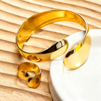 Ensemble de bagues et bracelets jonc plaqués or pour femmes, bracelet ouvert épais, bijoux de créateur tendance pour mariage, style Dubaï et africain, vente en gros