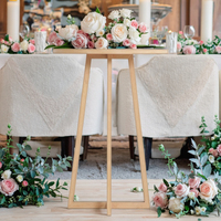 Petite table de bar en bois massif de conception minimaliste moderne nordique quantité minimale de commande pour la décoration d'événement de fête de mariage