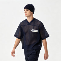 AMCLEVER T-shirt d'été pour homme, coupe ample, col en V, séchage rapide, maille ajourée respirante, manches courtes, haut athlétique décontracté, streetwear