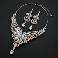 Ensemble de bijoux de luxe avec collier et boucles d'oreilles en strass, prêt pour les soirées, à porter au quotidien, style statement, pour femmes