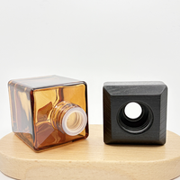 Flacon carré de luxe en verre cristal 100 ml avec bouchon à vis anti-déversement pour huiles essentielles, parfums et diffuseurs à bâtonnets, idéal pour la décoration intérieure