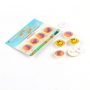 Attaches magnétiques Fu Cai 20x15mm en plastique, design cœur souriant, pour accessoires vestimentaires - Product Image 1