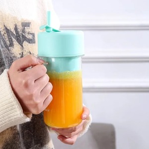 Nouvelle paille jus tasse ménage sans fil USB charge Portable fruits presse-agrumes Machine extérieur <span class=keywords><strong>compagnon</strong></span> tasse Smoothie mélangeur - Product Image 4