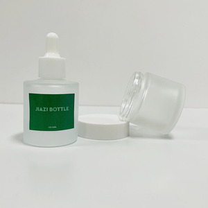 Luxury Custom Cosmetic Packaging Glass <b>Bottle</b> 30ml 50ml 100ml Skin Care Serum Essential Hair Screen Dropper Glass <b>Bottle</b> - Product Image 2