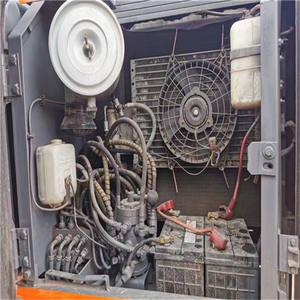 Excavateur sur chenilles Hitachi EX120-5 ZX120 d'occasion avec composants centraux Modèle japonais de pompe de boîte de vitesses pour moteur à vendre - Product Image 6